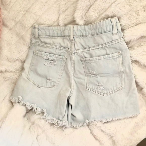 Forever 21 High Waisted Distressed Light Wash Shorts - Picture 3 of 4